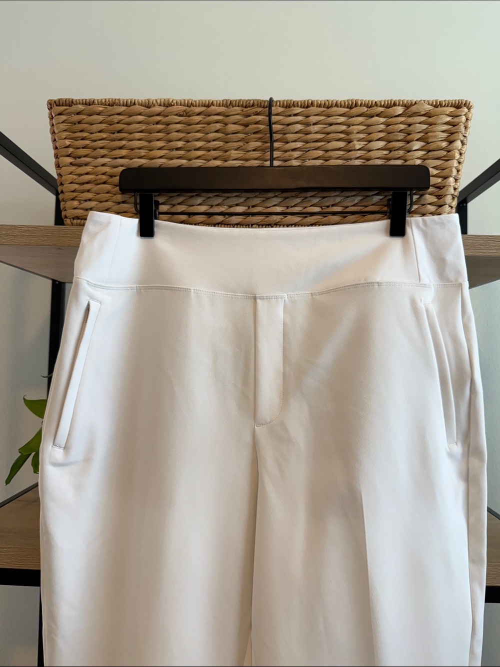 Athleta Endless High Rise Casual Straight Tapered Leg Athleisure White Pant, 14 - Picture 4 of 11